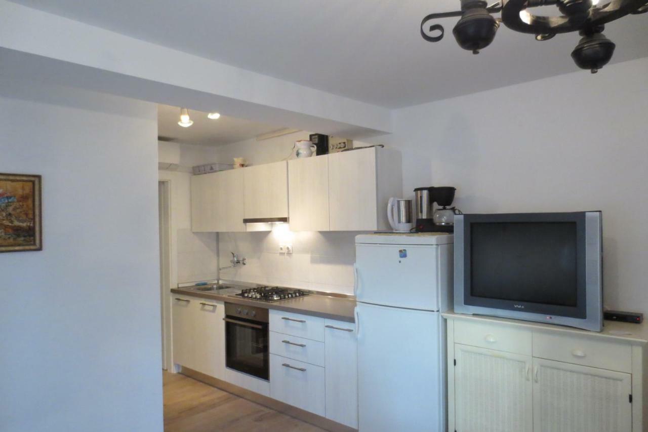 Apartment Petrinic V プーラ エクステリア 写真
