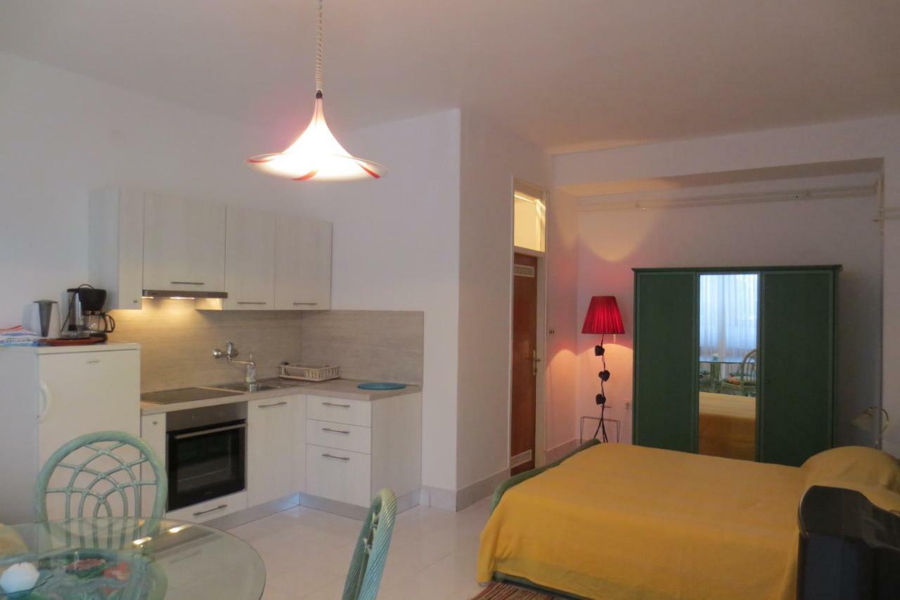 Apartment Petrinic V プーラ エクステリア 写真