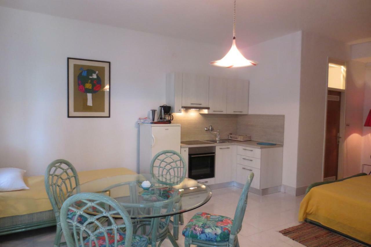 Apartment Petrinic V プーラ エクステリア 写真